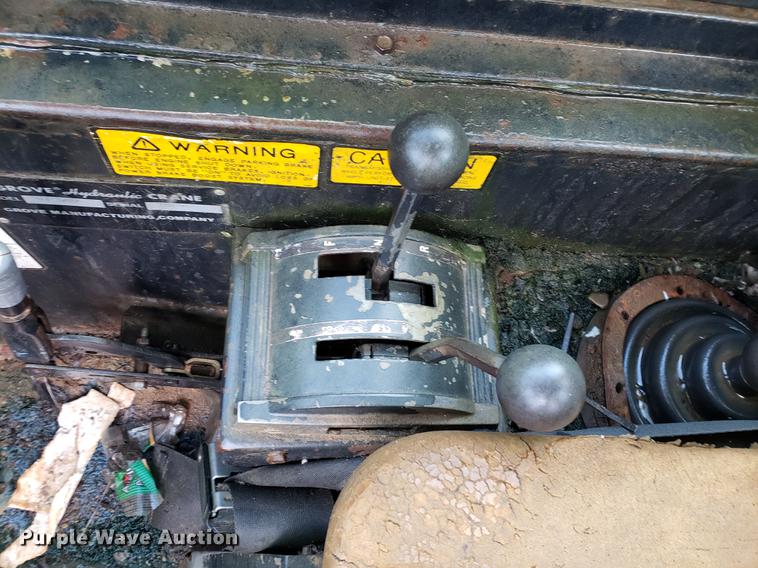 image for item DF2468 Grove RT58D crane