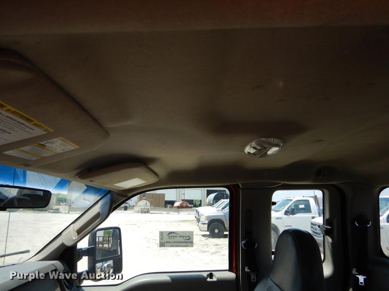 image for item DF7313 2009 Ford F350 Super Duty SuperCab pickup truck