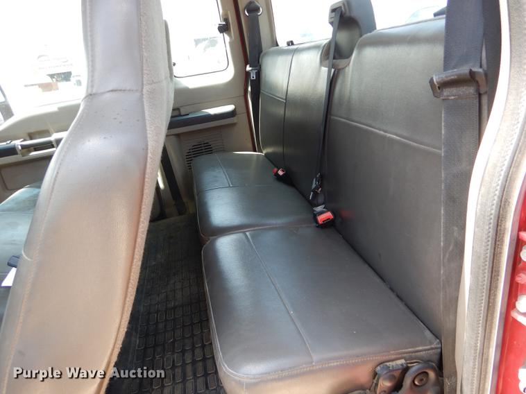 image for item DF7313 2009 Ford F350 Super Duty SuperCab pickup truck