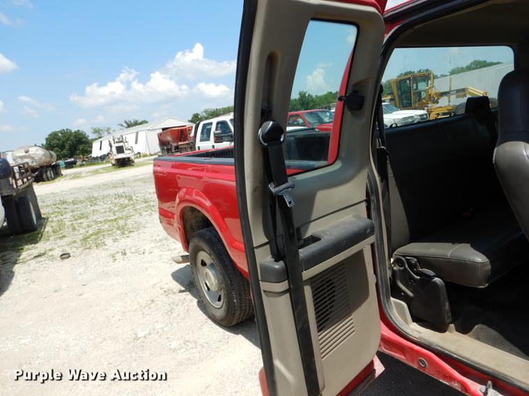 image for item DF7313 2009 Ford F350 Super Duty SuperCab pickup truck