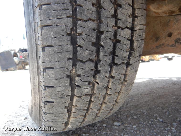 image for item DF7313 2009 Ford F350 Super Duty SuperCab pickup truck