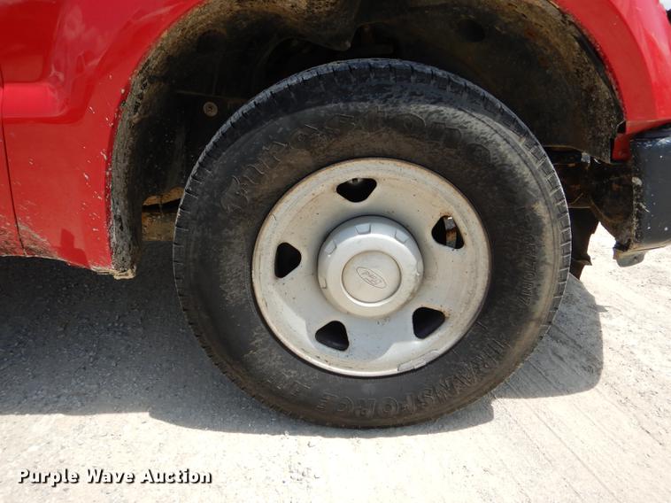 image for item DF7313 2009 Ford F350 Super Duty SuperCab pickup truck