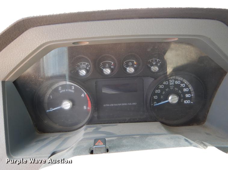 image for item DF7317 2011 Ford F350 Super Duty XL Crew Cab flatbed pickup truck