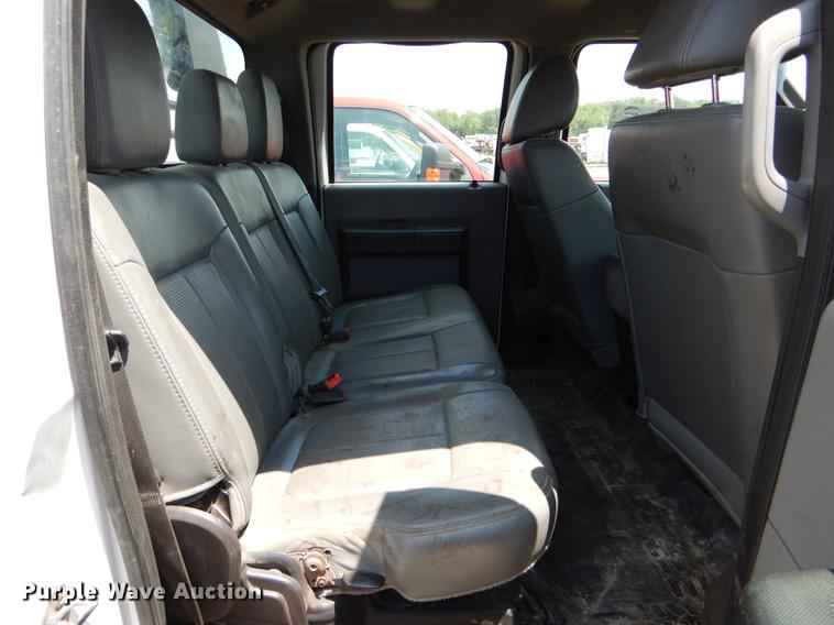 image for item DF7317 2011 Ford F350 Super Duty XL Crew Cab flatbed pickup truck