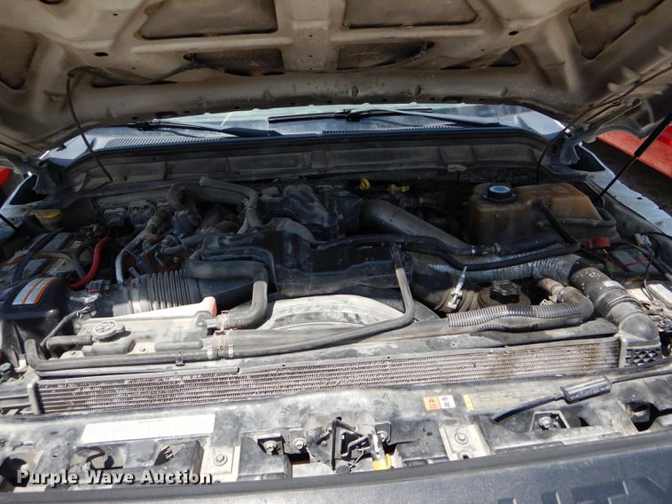 image for item DF7317 2011 Ford F350 Super Duty XL Crew Cab flatbed pickup truck