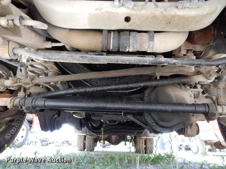 image for item DF7317 2011 Ford F350 Super Duty XL Crew Cab flatbed pickup truck