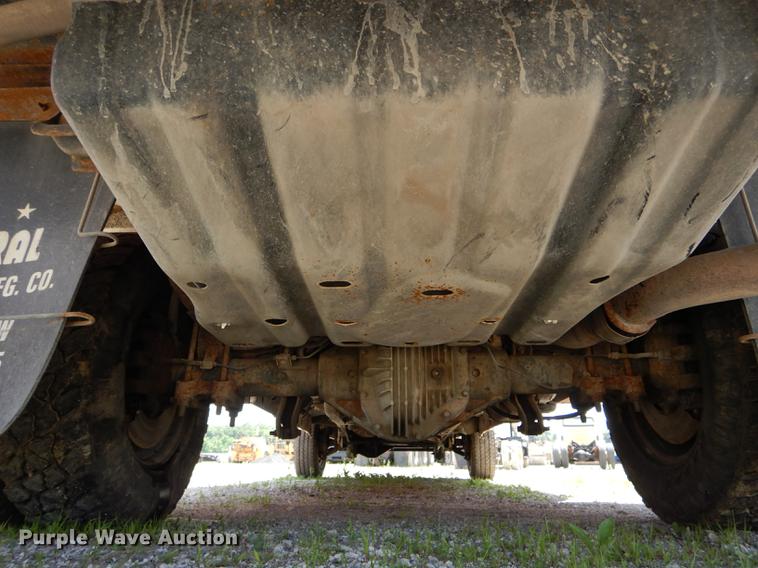 image for item DF7317 2011 Ford F350 Super Duty XL Crew Cab flatbed pickup truck