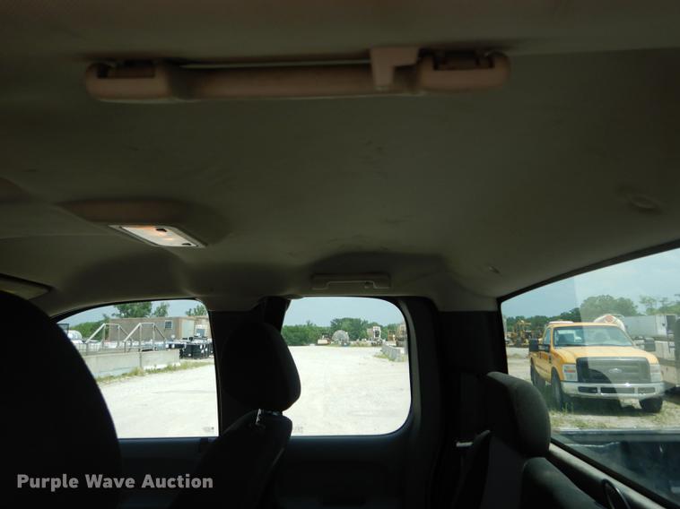 image for item DF7318 2008 Chevrolet Silverado 2500HD Ext. Cab pickup truck