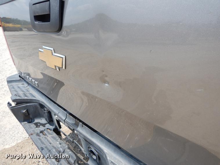 image for item DF7318 2008 Chevrolet Silverado 2500HD Ext. Cab pickup truck
