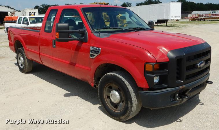 image for item DF7322 2009 Ford F350 Super Duty XL SuperCab pickup truck