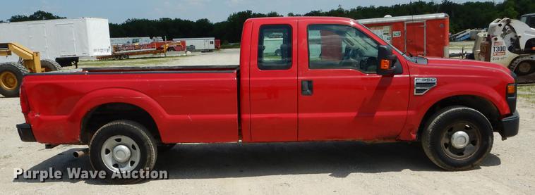 image for item DF7322 2009 Ford F350 Super Duty XL SuperCab pickup truck