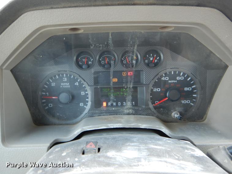 image for item DF7322 2009 Ford F350 Super Duty XL SuperCab pickup truck