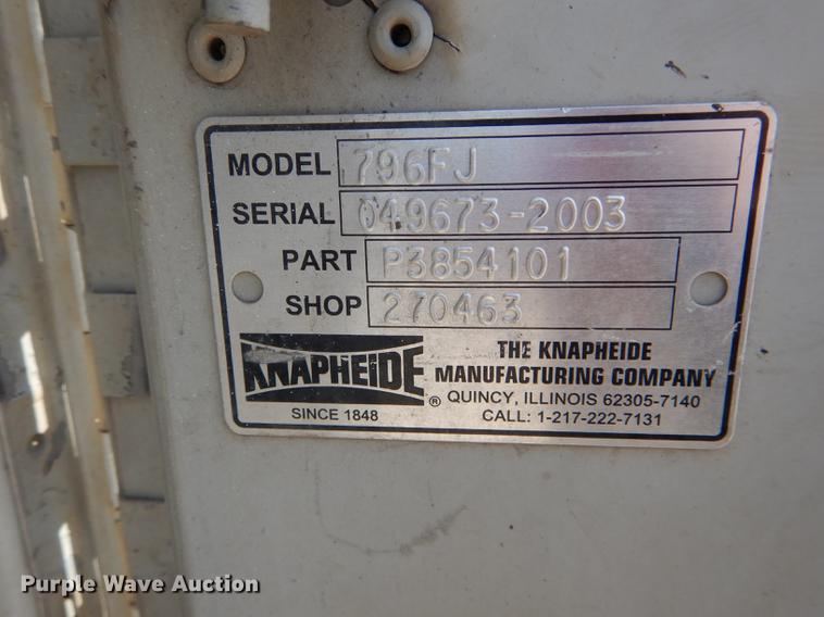 image for item DF7325 2003 Chevrolet Silverado 2500HD utility bed pickup truck