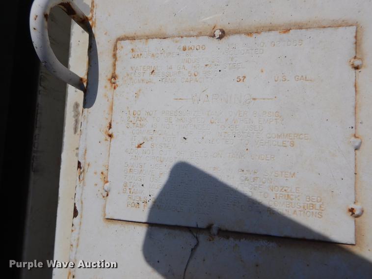 image for item DF7325 2003 Chevrolet Silverado 2500HD utility bed pickup truck