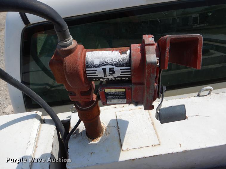 image for item DF7325 2003 Chevrolet Silverado 2500HD utility bed pickup truck