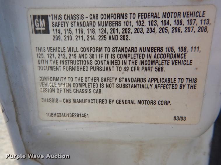 image for item DF7325 2003 Chevrolet Silverado 2500HD utility bed pickup truck