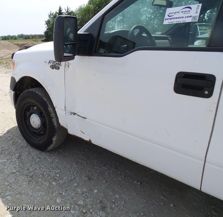 image for item DF7328 2011 Ford F150 pickup truck