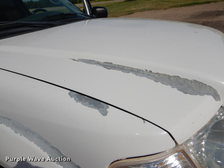 image for item DG1059 2004 Ford Explorer Sport Trac XLS Crew Cab pickup truck