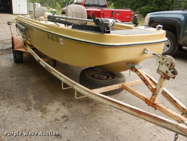 image for item DG1102 1972 Tide Craft boat