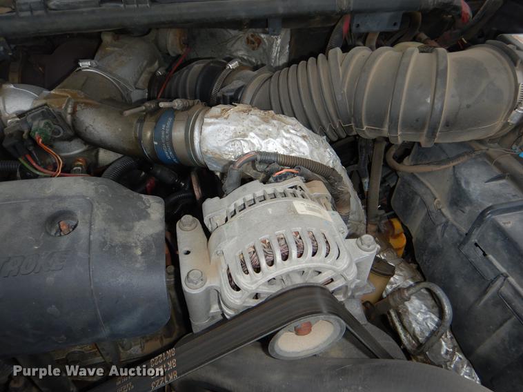 image for item DG1115 2003 Ford F250 Super Duty XLT Crew Cab pickup truck