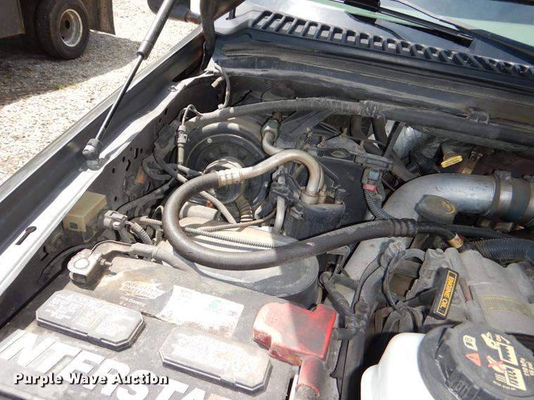 image for item DG1115 2003 Ford F250 Super Duty XLT Crew Cab pickup truck