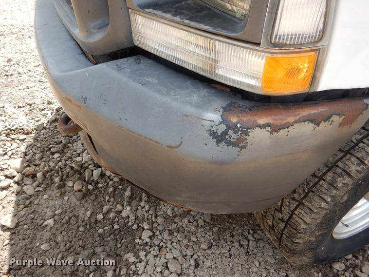 image for item DG1116 2004 Ford F250 Super Duty XL pickup truck