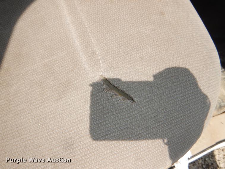 image for item DG1116 2004 Ford F250 Super Duty XL pickup truck