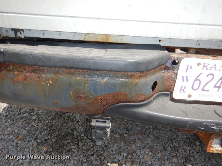 image for item DG1116 2004 Ford F250 Super Duty XL pickup truck