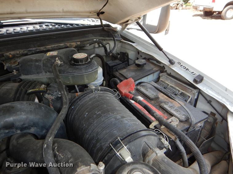 image for item DG1117 2004 Ford F350 Super Duty XL flatbed pickup truck