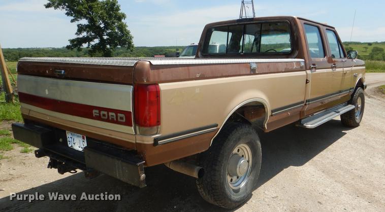 image for item DG1119 1991 Ford F350 XLT Lariat Crew Cab pickup truck