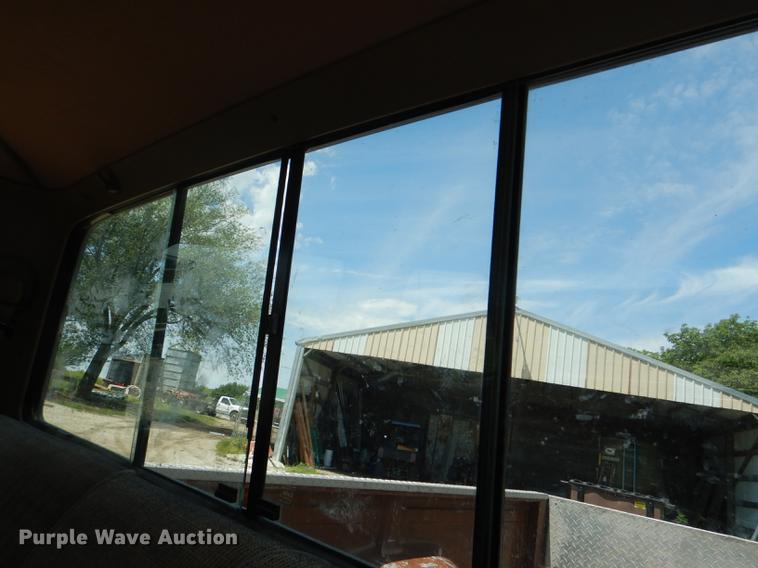 image for item DG1119 1991 Ford F350 XLT Lariat Crew Cab pickup truck