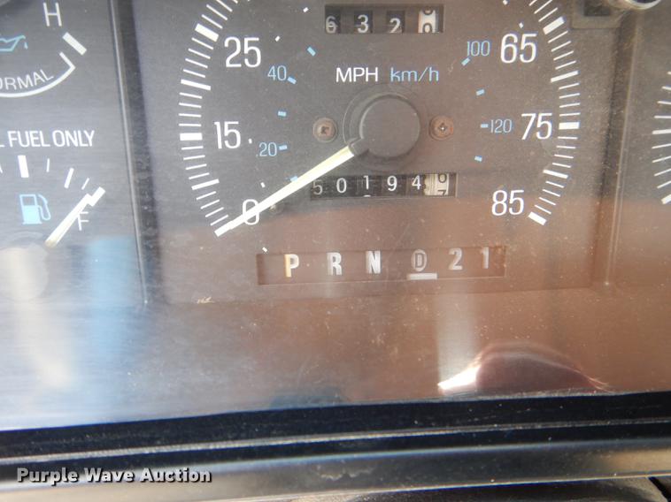 image for item DG1119 1991 Ford F350 XLT Lariat Crew Cab pickup truck