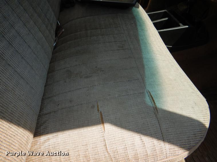 image for item DG1119 1991 Ford F350 XLT Lariat Crew Cab pickup truck