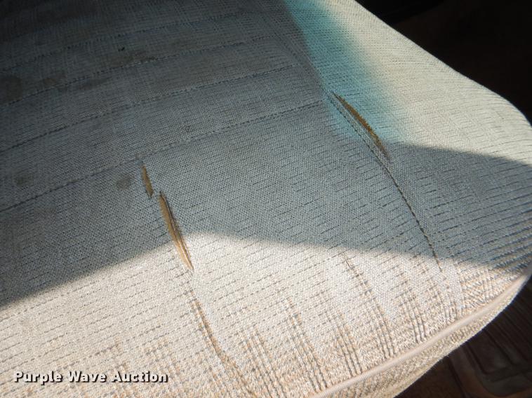 image for item DG1119 1991 Ford F350 XLT Lariat Crew Cab pickup truck