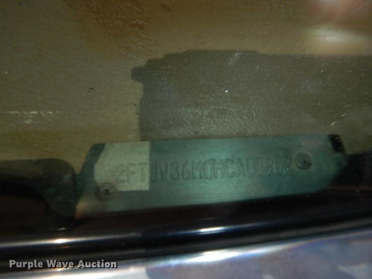 image for item DG1119 1991 Ford F350 XLT Lariat Crew Cab pickup truck