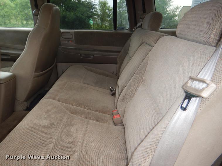 image for item DG1120 2001 Dodge Durango SLT SUV