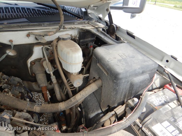 image for item DG1137 2006 Chevrolet Silverado 2500 Crew Cab pickup truck