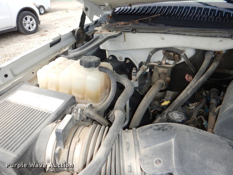 image for item DG1137 2006 Chevrolet Silverado 2500 Crew Cab pickup truck