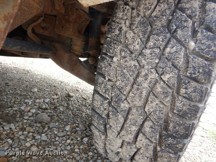 image for item DG1137 2006 Chevrolet Silverado 2500 Crew Cab pickup truck