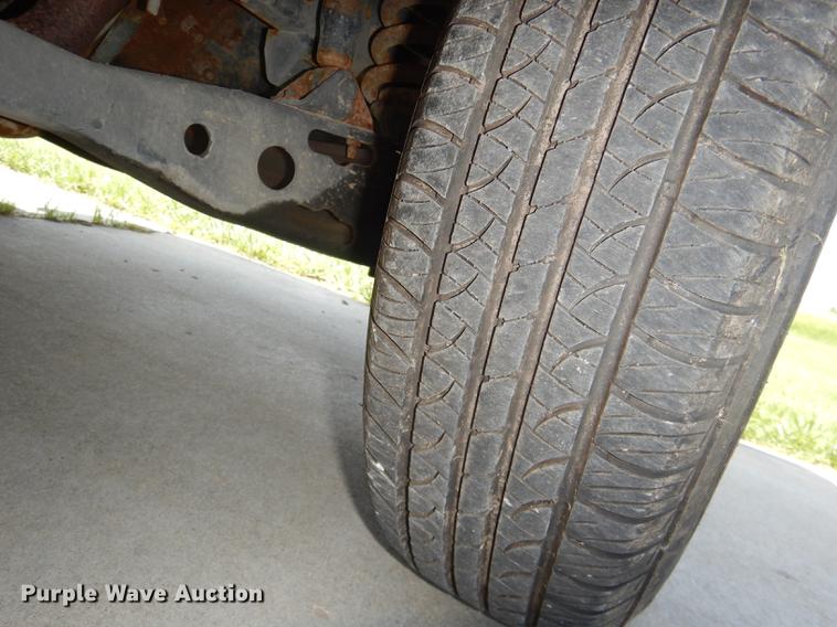 image for item DG1152 1989 Ford F150 pickup truck