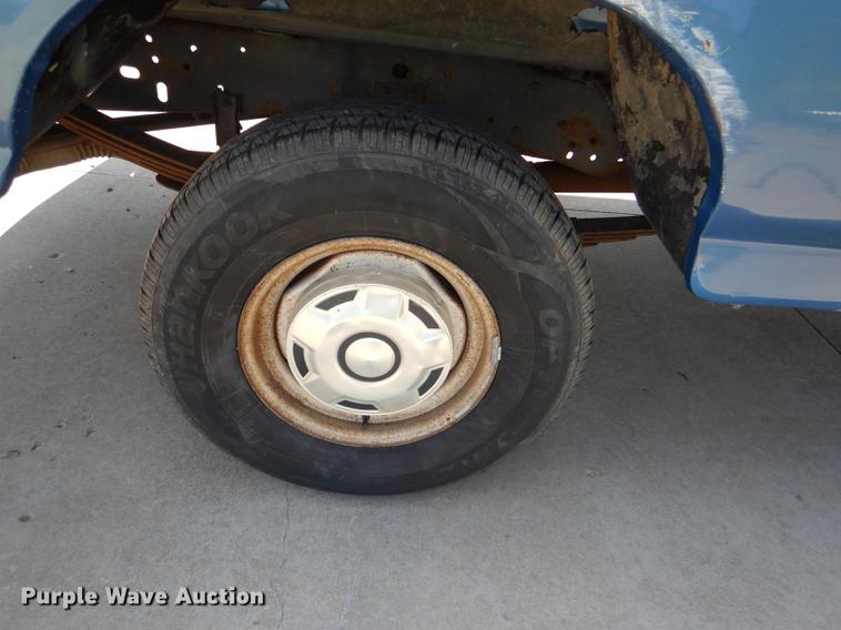 image for item DG1152 1989 Ford F150 pickup truck