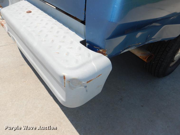 image for item DG1152 1989 Ford F150 pickup truck