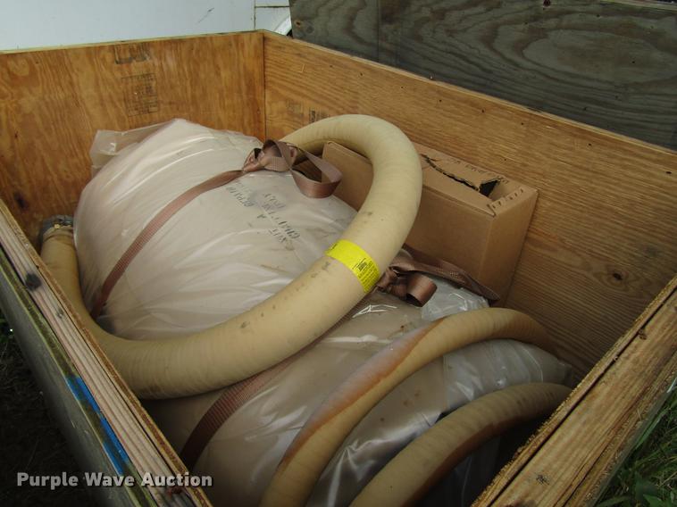 image for item DG1183 (2) fuel tanks