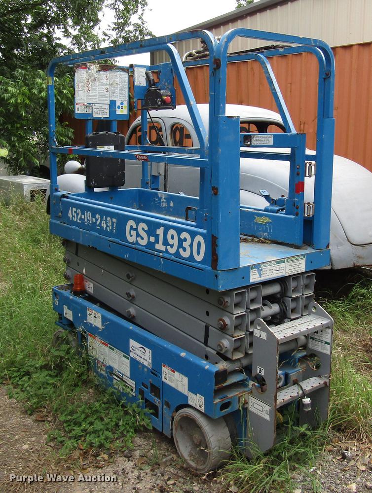 image for item DG1184 Genie GS-1930 scissor lift