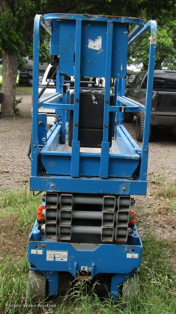 image for item DG1184 Genie GS-1930 scissor lift