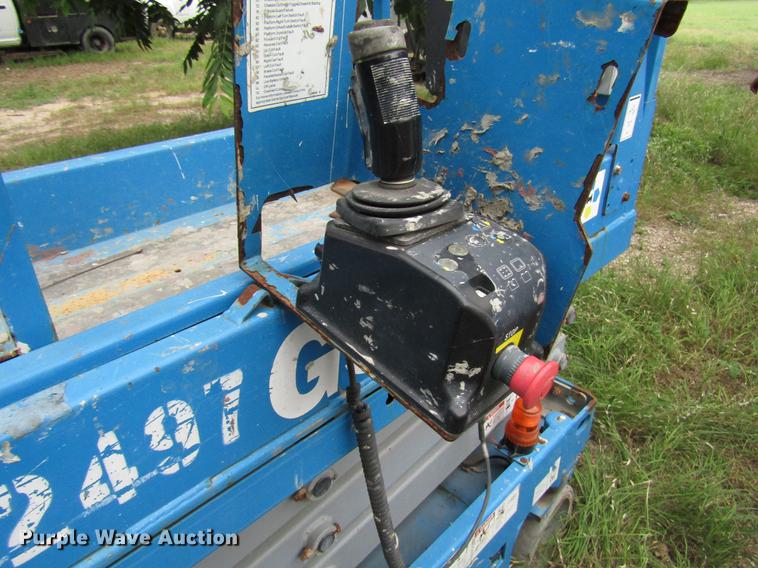 image for item DG1184 Genie GS-1930 scissor lift