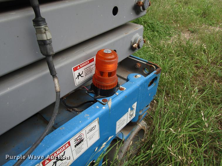 image for item DG1184 Genie GS-1930 scissor lift