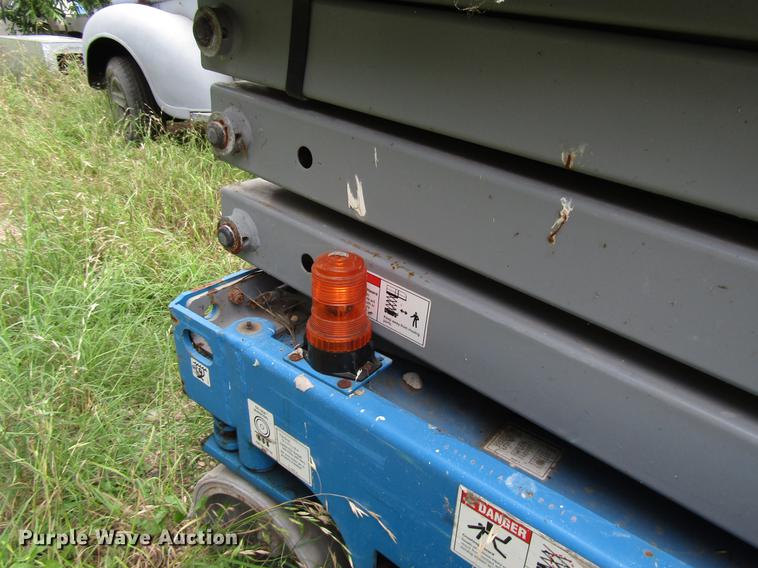 image for item DG1184 Genie GS-1930 scissor lift