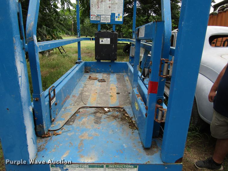 image for item DG1184 Genie GS-1930 scissor lift