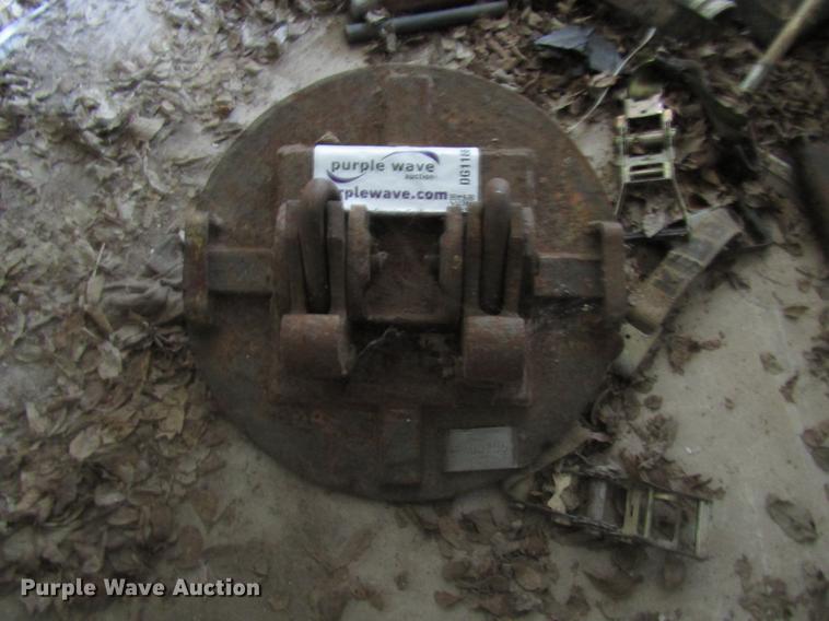 image for item DG1186 (2) fifth wheel truck saddles